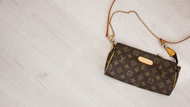 Image of a Louis Vuitton purse
