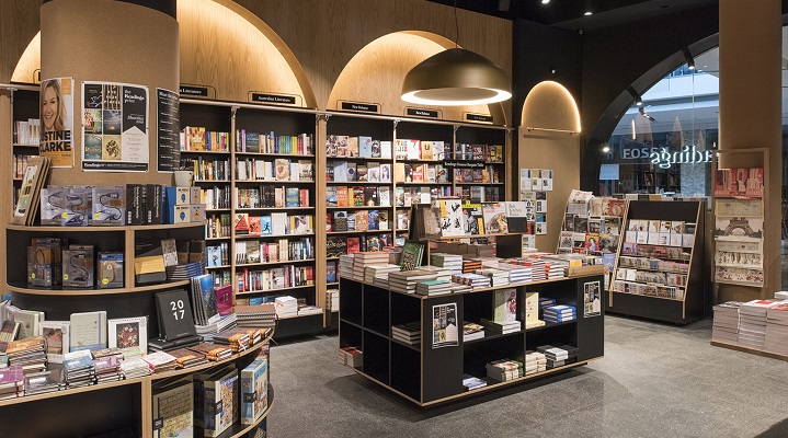 Image of Readings store in Westfield Doncaster