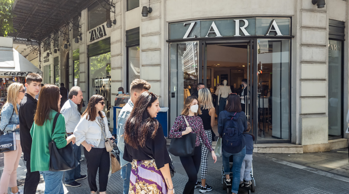 SÃO PAULO, SP - 11.06.2020: DONA DA ZARA ANUNCIA FECHAMENTO DE LOJAS - Dona  da Zara has a loss and announces the closing of more than a thousand stores  Inditex recorded a