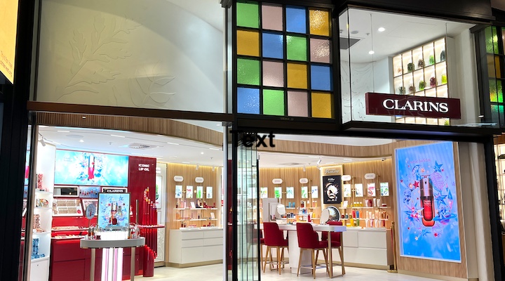 Storefront image of Clarins’ first DTC store in Australia and New Zealand in the QVB building in Sydney