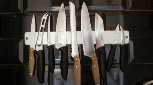 black and brown handled kitchen knives