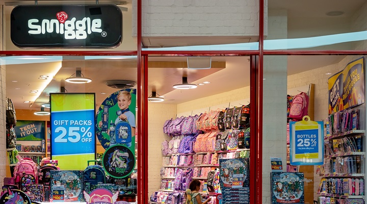 smiggle shop exterior